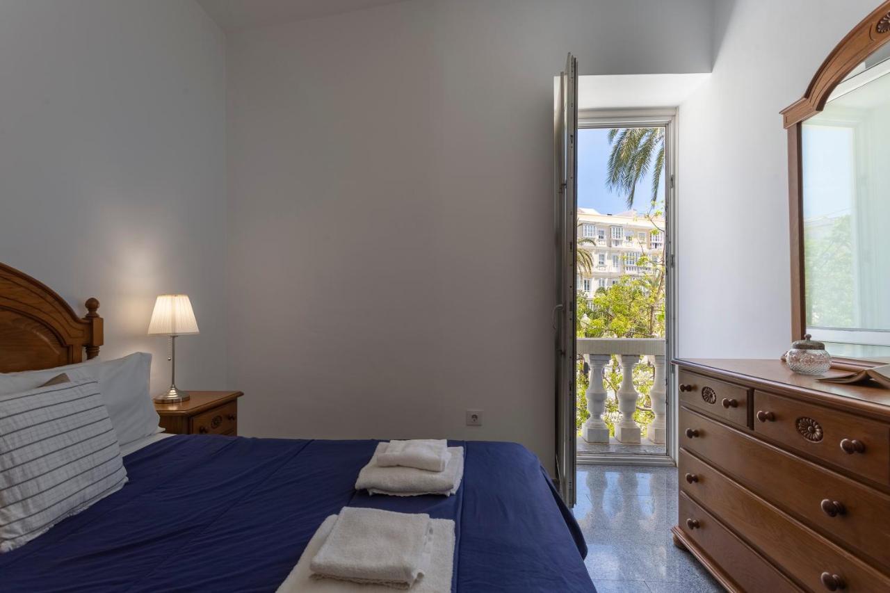 Apartment El Capitan Veneno By Cadiz4rentals Cádiz