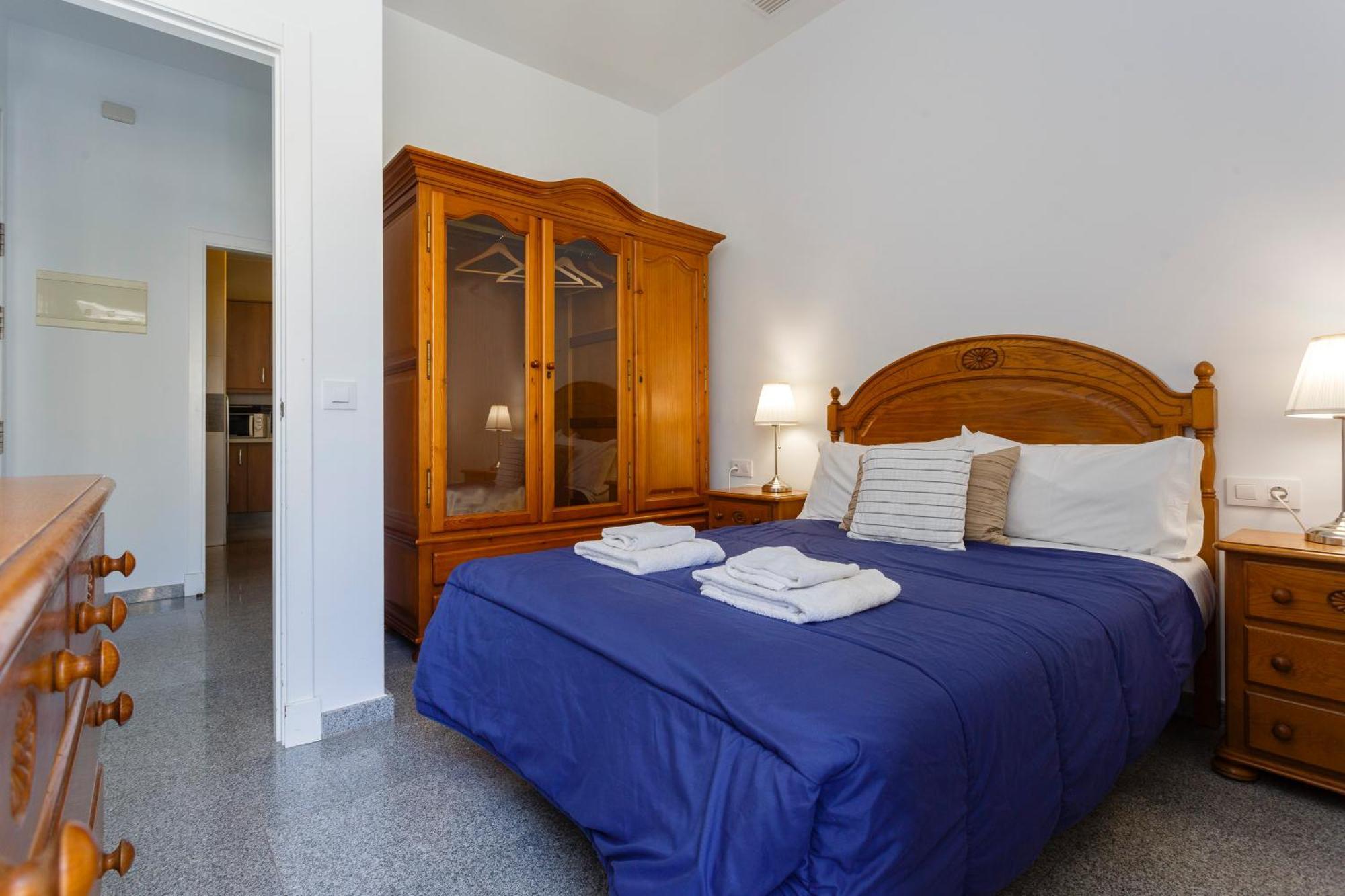 El Capitan Veneno By Cadiz4rentals *