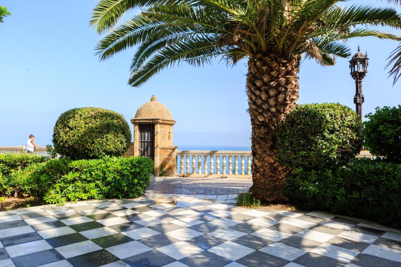 El Capitan Veneno By Cadiz4rentals Cadix